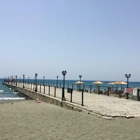 Апартаменты Modern Seaview *